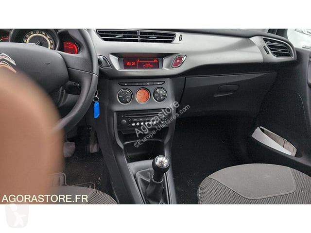 Коммерческий автомобиль