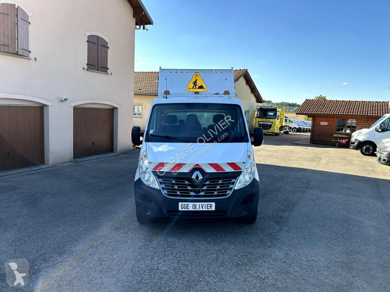 Коммерческий автомобиль Renault Benne F3500 L2...