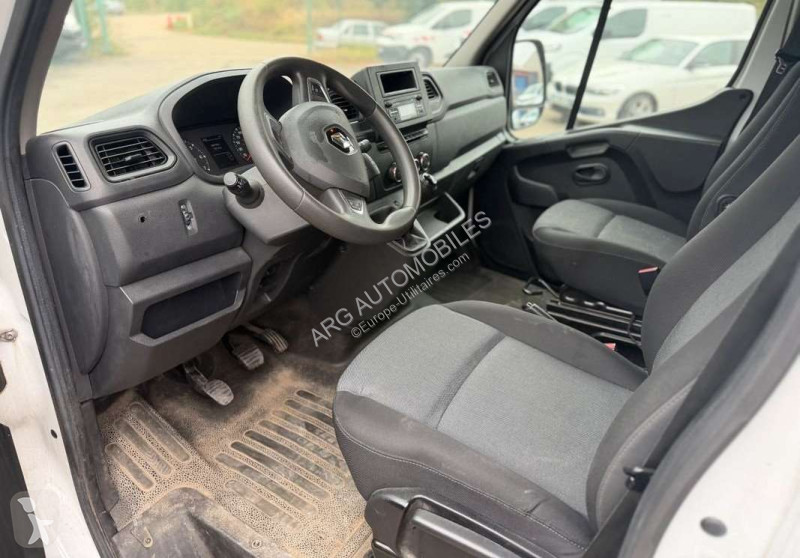 Коммерческий автомобиль Renault