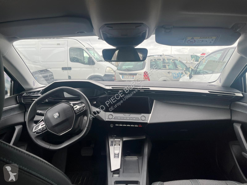 Коммерческий автомобиль Peugeot III 1.2...