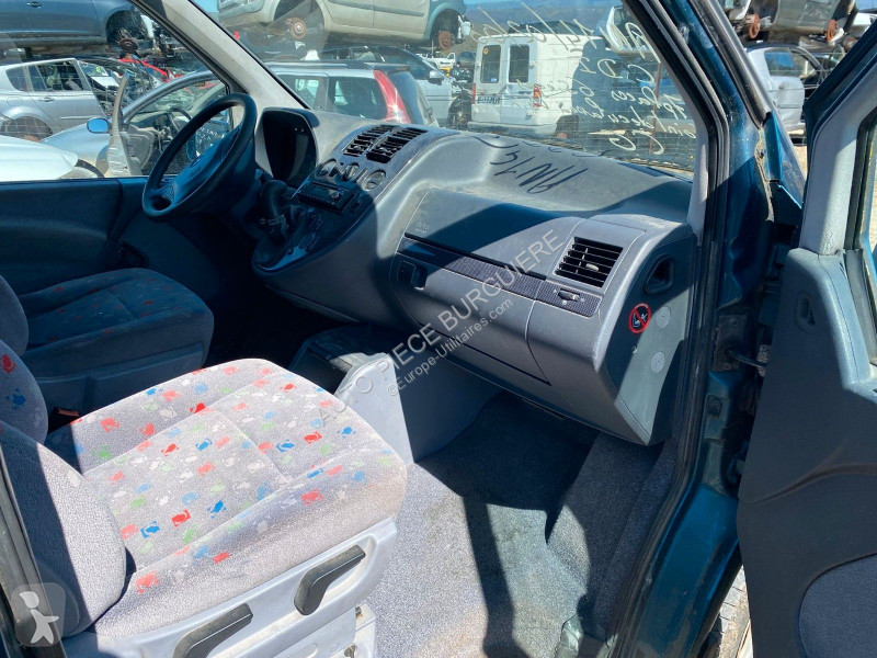 Коммерческий автомобиль Mercedes 220 CDi 122 /...