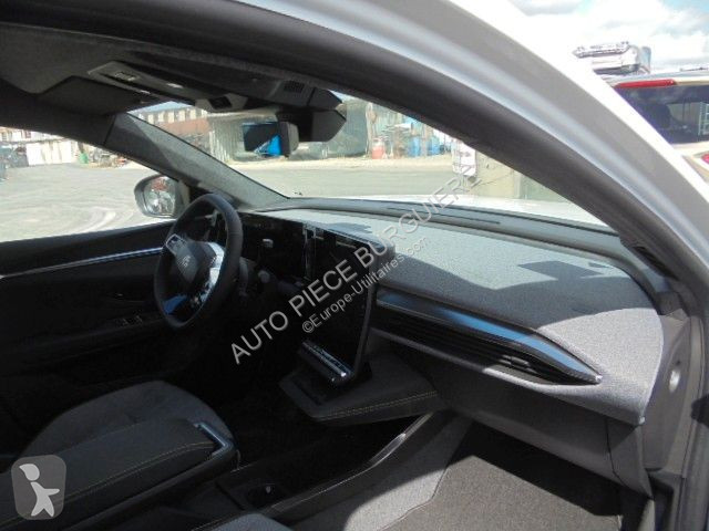 Коммерческий автомобиль Renault Scénic V E-Tech...