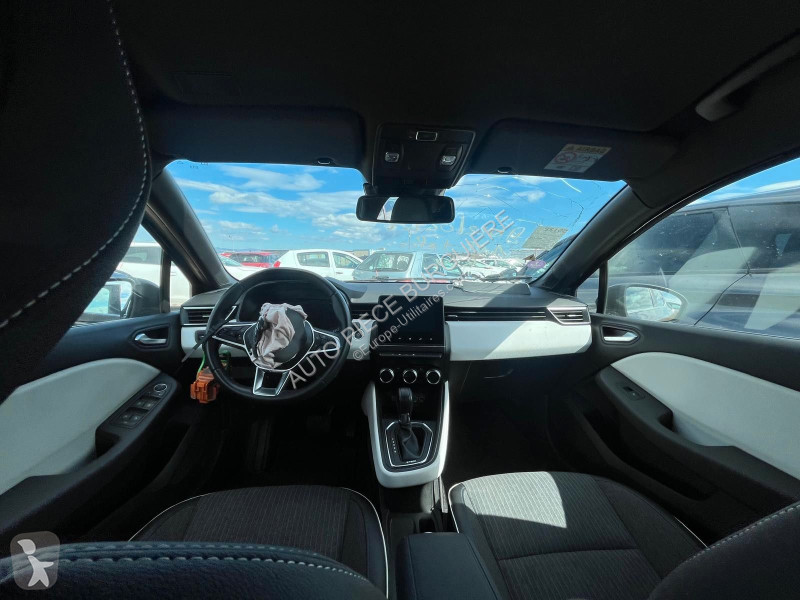 Коммерческий автомобиль Renault 1.6 E-Tech 140...