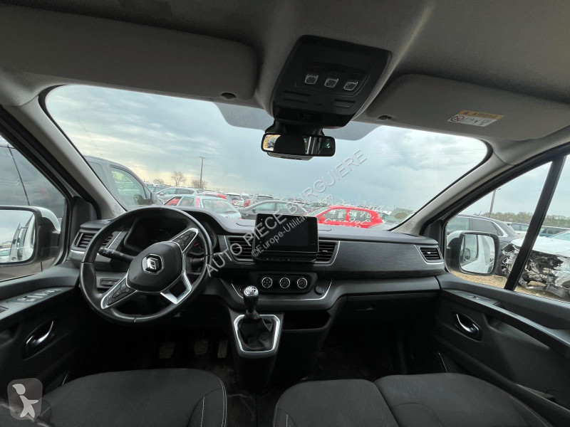 Коммерческий автомобиль Renault III 2.0 DCi 150...