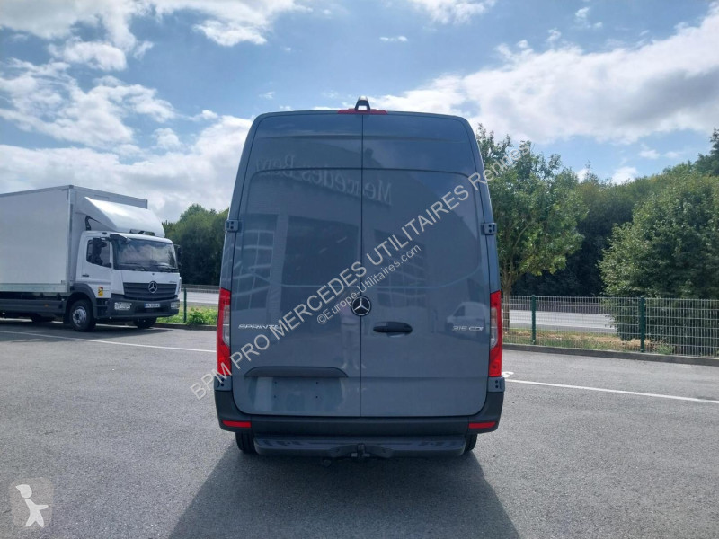 Коммерческий автомобиль Mercedes Fg 315 CDI 37...