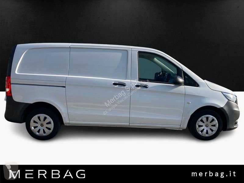 Užitkové vozidlo Mercedes 110 cdi Furgone compact