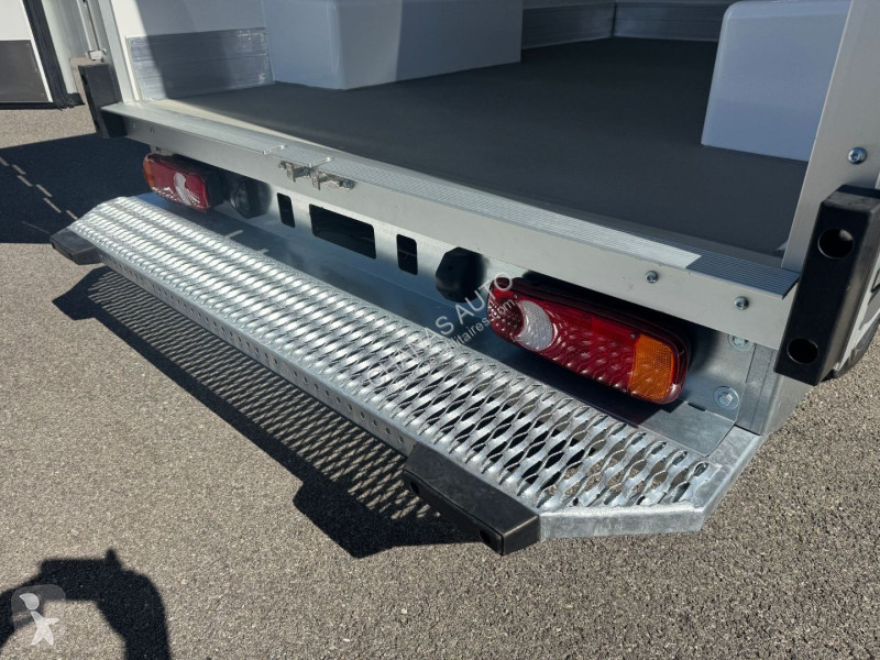 Furgoneta Renault 150CV PLANCHER CABINE 8.4M3...