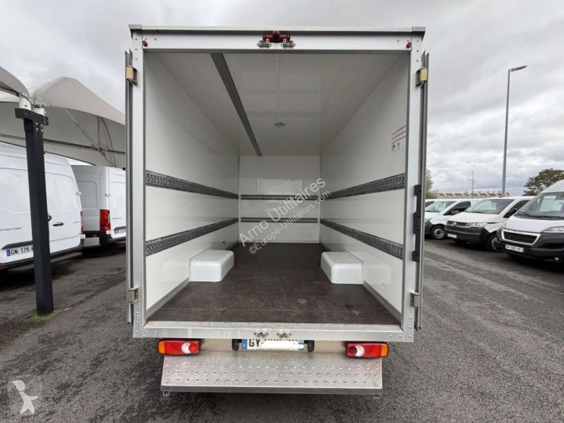 Véhicule utilitaire Renault