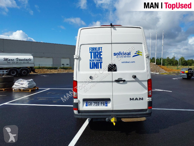 Furgoneta MAN TGE 3.180 4X2F SB