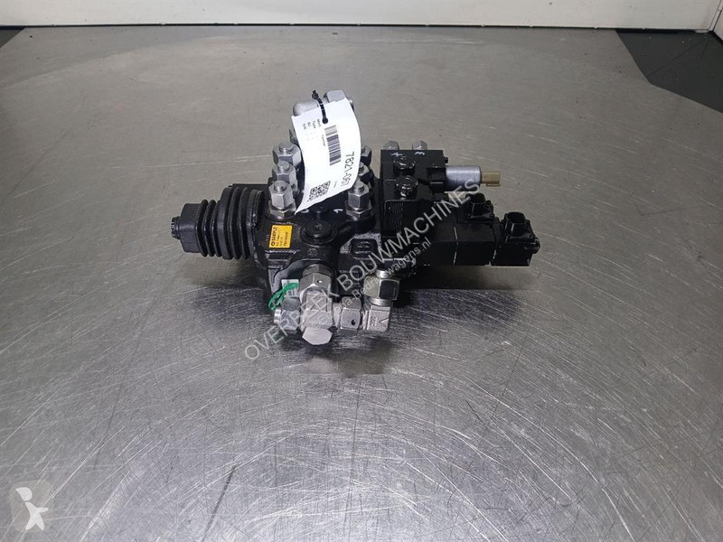 Užitkové vozidlo Yanmar V8-5606660627-Walvoil...