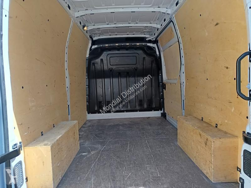 Haszongépjármű Renault F3500 L2H2 DCI 135 CONFORT