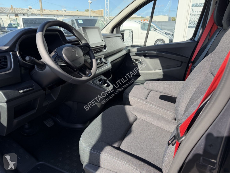 Furgoneta Renault TRAFIC III FG L2H1 3T 2.0...