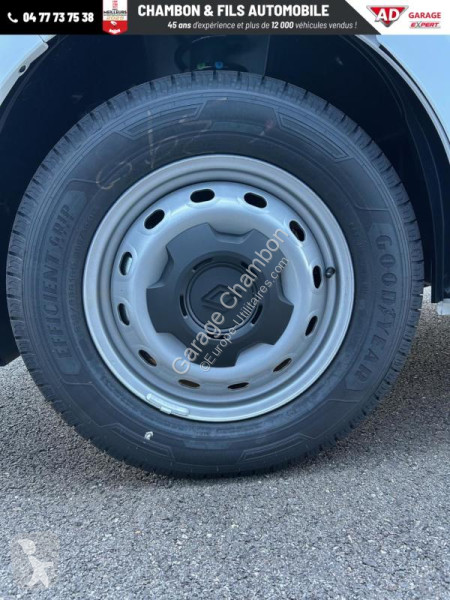 Furgoneta Renault FOURGON FG DCI 150 L2H1 3T...