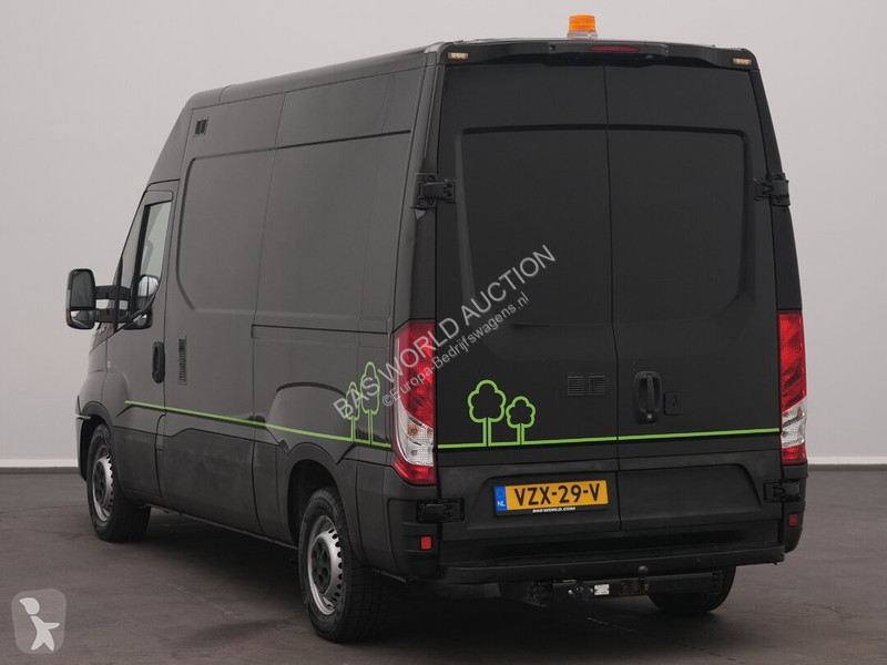 Furgoneta Iveco 35S16