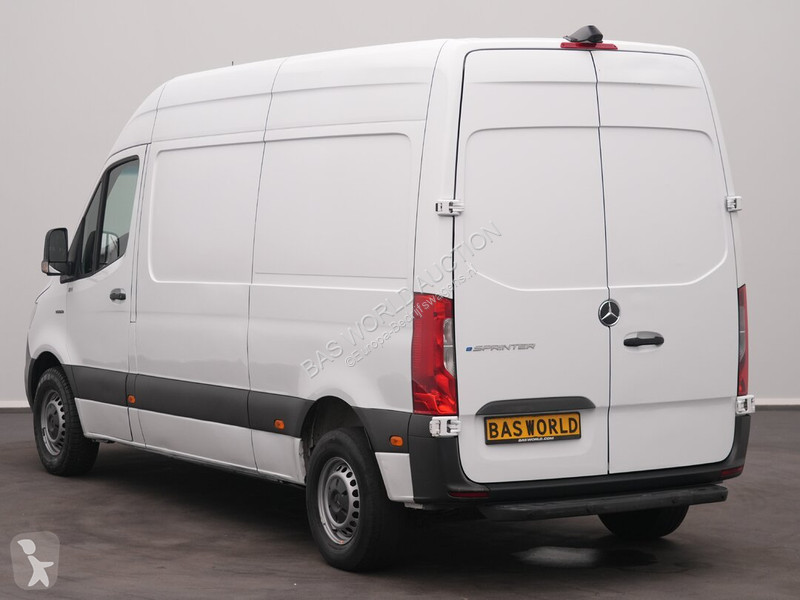 Haszongépjármű Mercedes 312