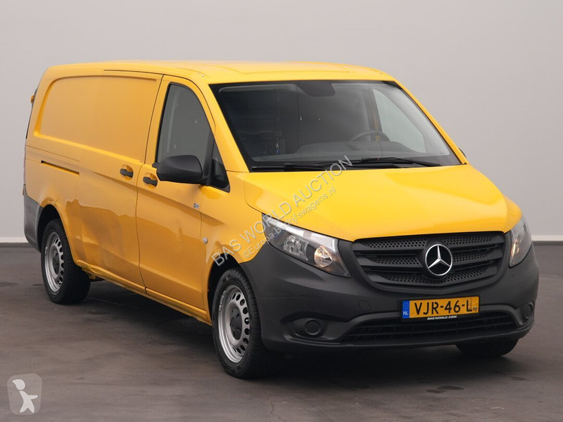 Furgoneta Mercedes