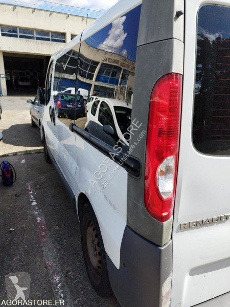 Veículo utilitário Renault TRAFIC