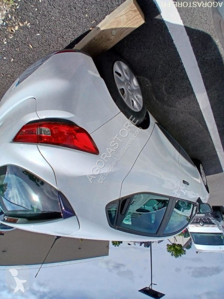 Veículo utilitário Renault CLIO