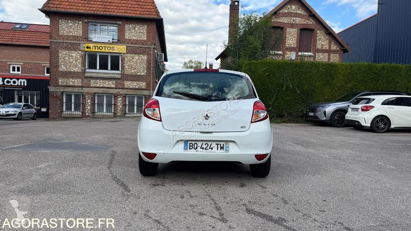 Veículo utilitário Renault CLIO