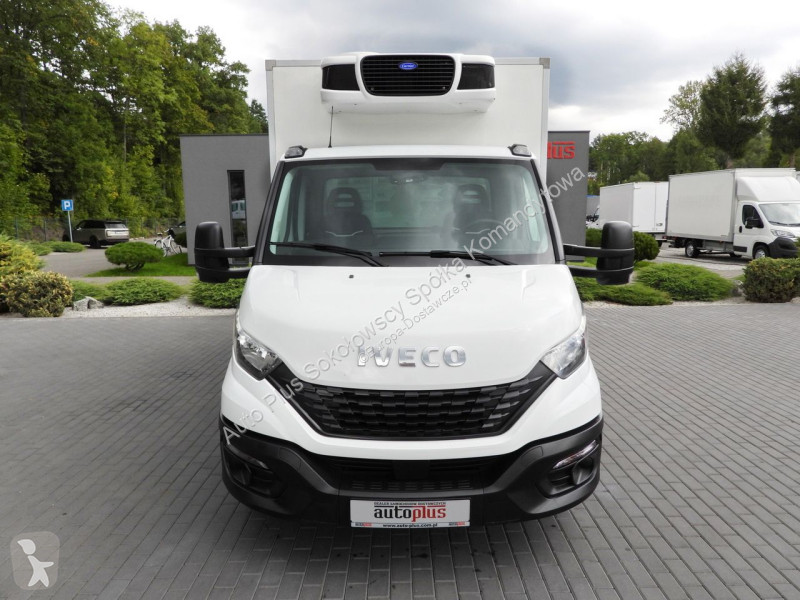 Veículo utilitário Iveco 35C14 DAILY