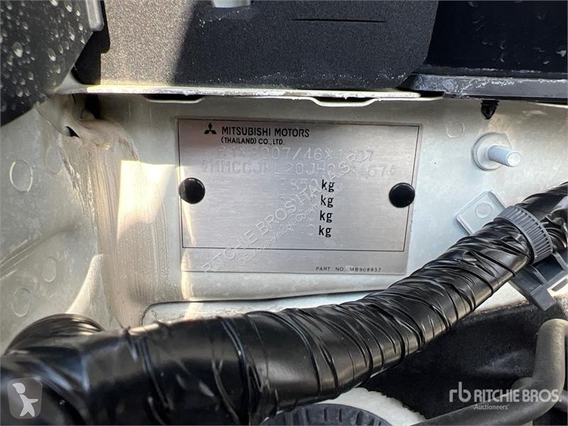 Veículo utilitário Mitsubishi