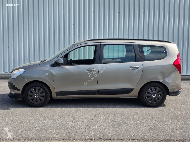 Furgoneta Dacia lodgy