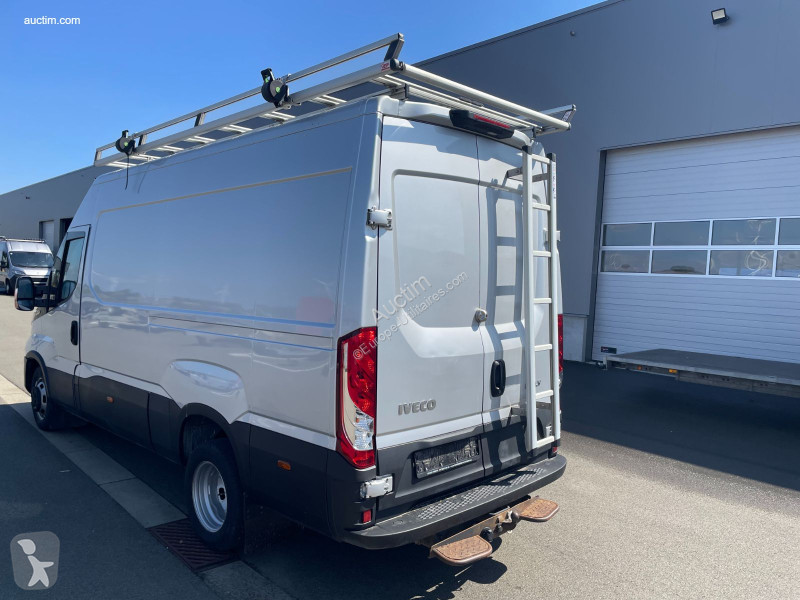 Furgoneta Iveco daily