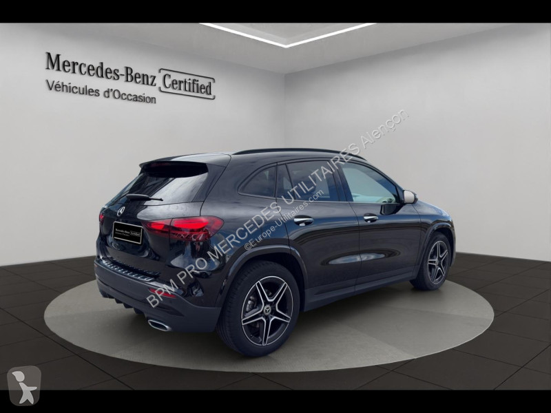 Veículo utilitário Mercedes GLA 200 d 150ch AMG...