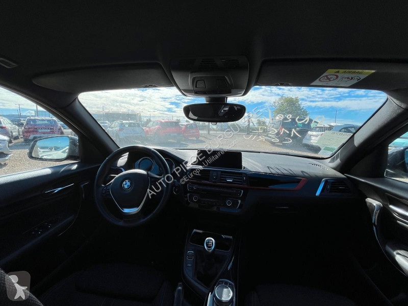 Veículo utilitário BMW 116i 1.5 109 Sport / EQ338
