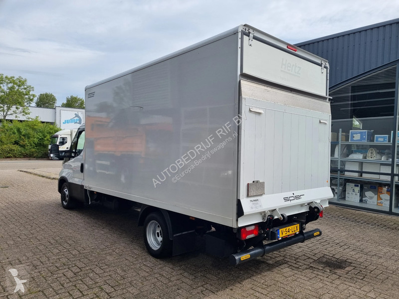 Veículo utilitário Iveco 35C16 D