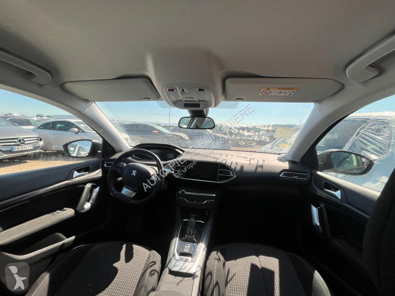 Veículo utilitário Peugeot II SW 1.5 BlueHDi...