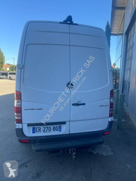 Véhicule utilitaire Mercedes 216 CDI