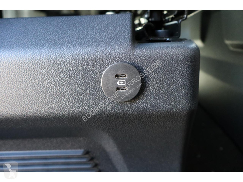 Véhicule utilitaire Ford
