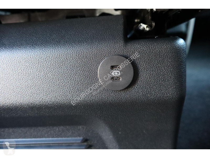 Véhicule utilitaire Ford