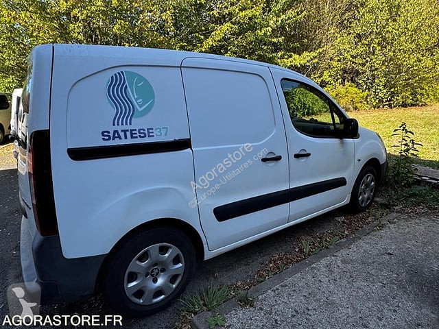 Véhicule utilitaire