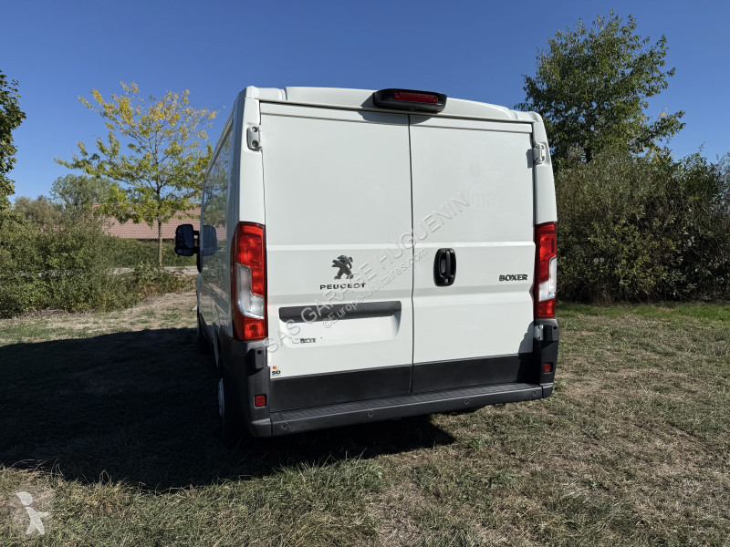 Véhicule utilitaire Peugeot L1H1 2.2 BLUEHDI...