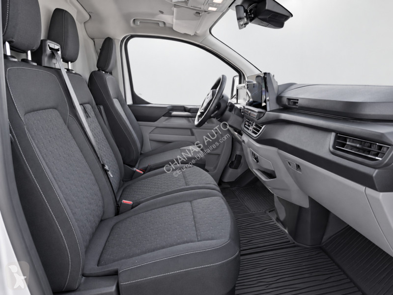 Véhicule utilitaire Ford 320 L2H1 2.0 ECOBLUE...