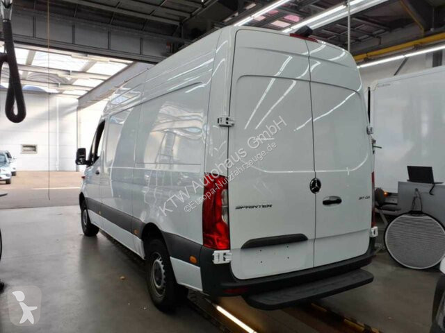 Užitkové vozidlo Mercedes Sprinter 317...