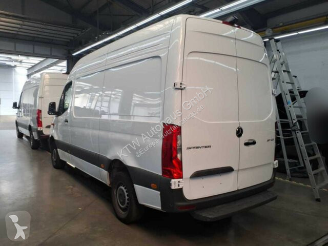 Užitkové vozidlo Mercedes Sprinter 317...