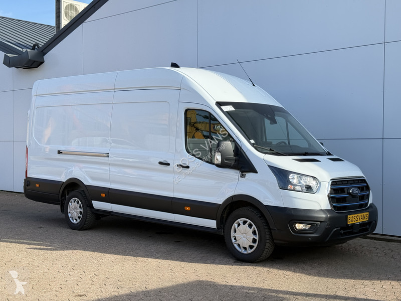 Užitkové vozidlo Ford 68kWh 184PK L4H3 317km...