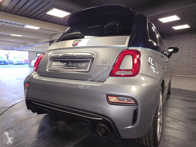 Véhicule utilitaire Abarth