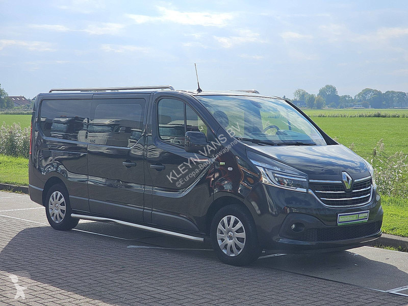 Véhicule utilitaire Renault 2.0 DCI ac...