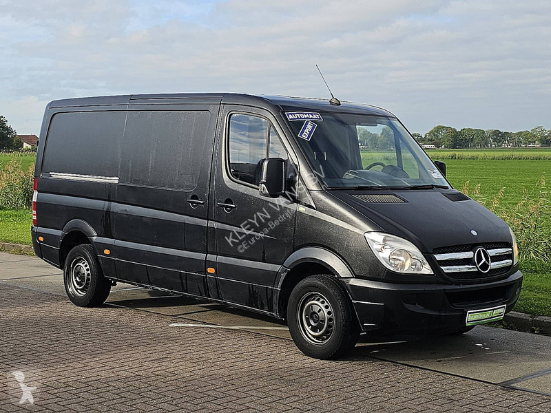 Véhicule utilitaire Mercedes