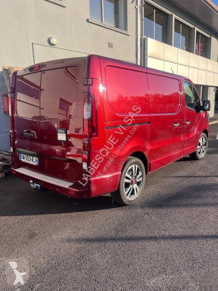 Véhicule utilitaire Renault TRAFIC III (2) 2.0...
