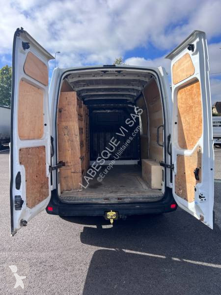 Véhicule utilitaire Nissan L2H2 DCI 150