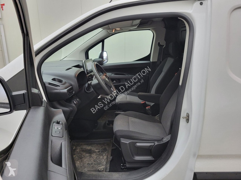 Véhicule utilitaire Opel 1.5D L2H1 Edition