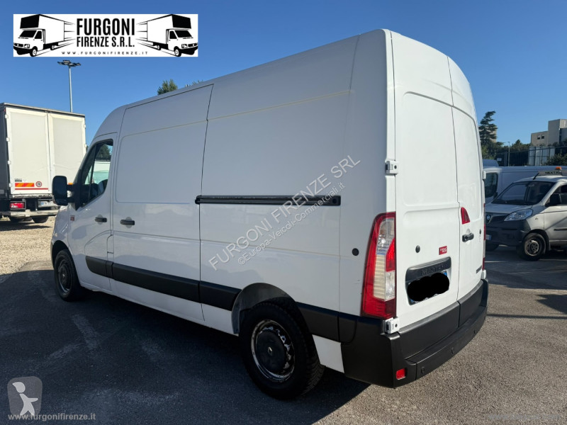 Veicolo commerciale Renault T35 2.3 dCi/130 TP...