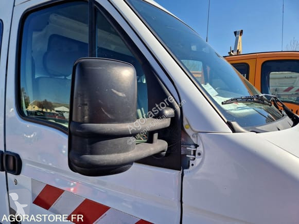 Véhicule utilitaire
