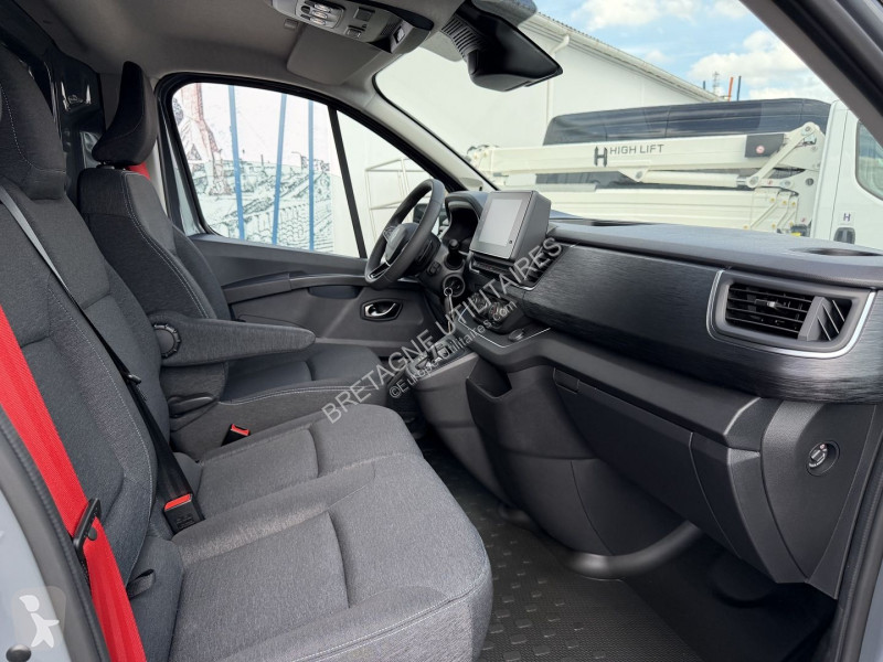 Furgoneta Renault TRAFIC III FG L1H1 3T 2.0...