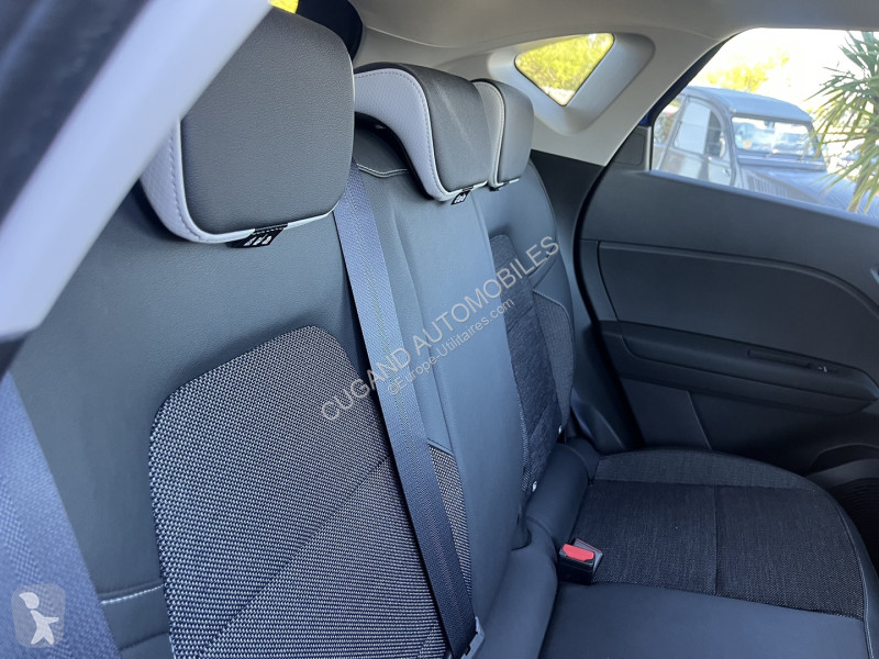 Renault CAPTUR II 1.6 E-TECH FULL HYBRID 145CH...